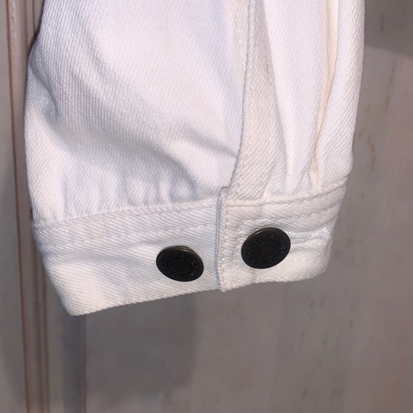 Vintage 90’s Eddie Bauer White Denim Jean Jacket - Picture 5 of 9